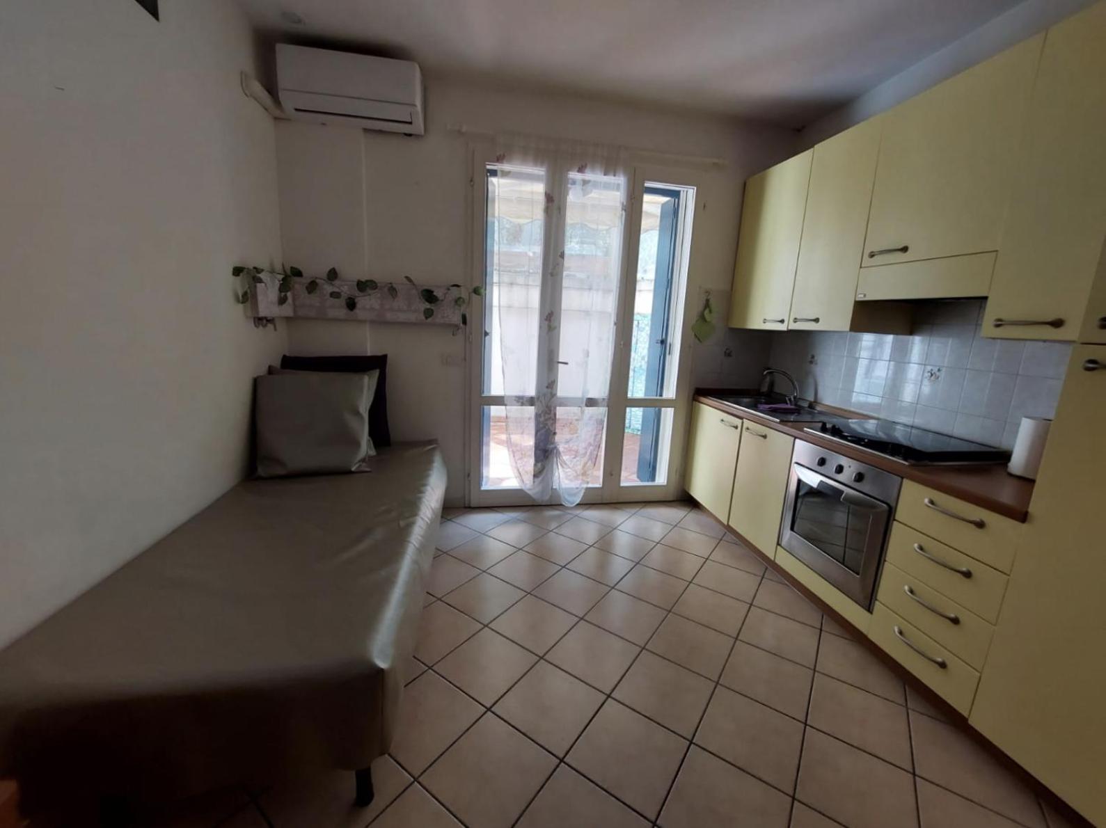 Bilocale Centro Storico Apartman Pesaro Kültér fotó