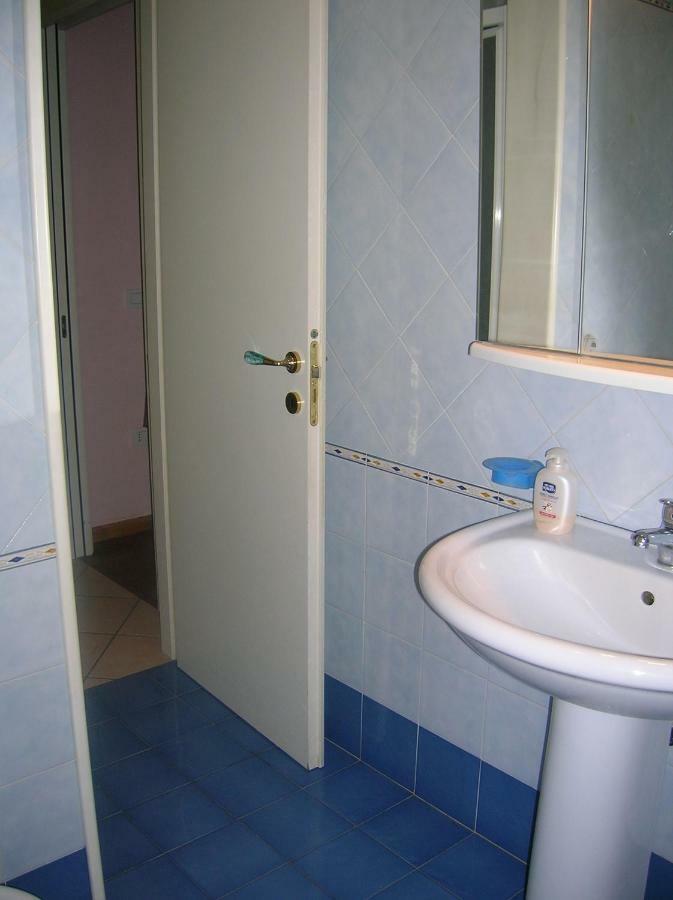 Bilocale Centro Storico Apartman Pesaro Kültér fotó
