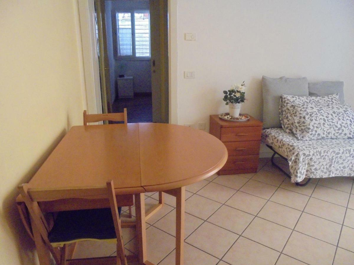 Bilocale Centro Storico Apartman Pesaro Kültér fotó